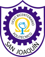 Logo (insignia) del Liceo Bicentenario Politécnico San Joaquín. Es un escudo con símbolos en color morado, amarillo y celeste con el nombre del liceo dentro. Ese es uno de los liceos que acompaña el PACE UC.