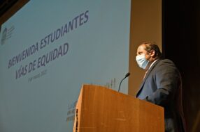 Vicerrector Académico, Fernando Purcell, en discurso en ceremonia de Bienvenida vías de equidad 2022