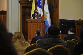 Fotografía de Cinthya Castañeda, Jefa del Departamento de Difusión UC