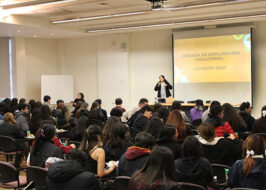 Estudiantes en sala de clases