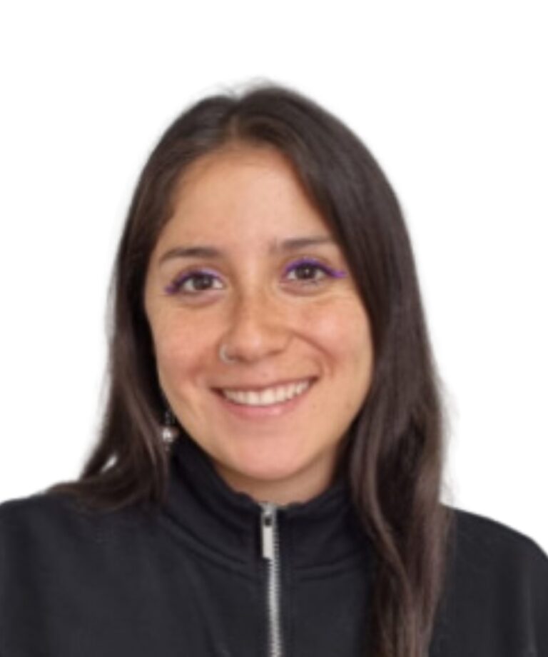 Fotografía frontal y facial de la profesional Francia Gaete